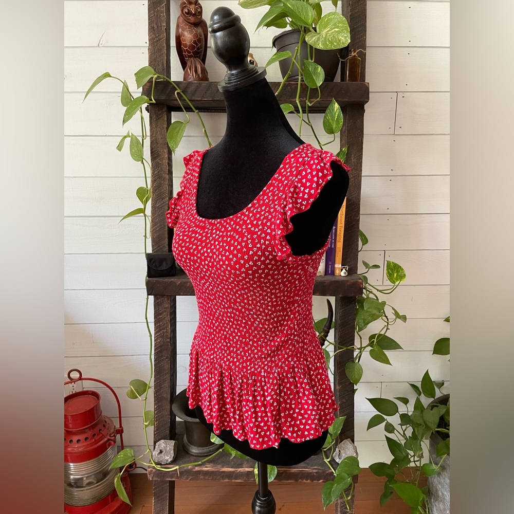 Sim & Sam: Red Cropped Top - Picture 17 of 17